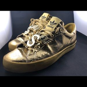 Men’s Jeremy Scott x Adidas Sneaker Shoe